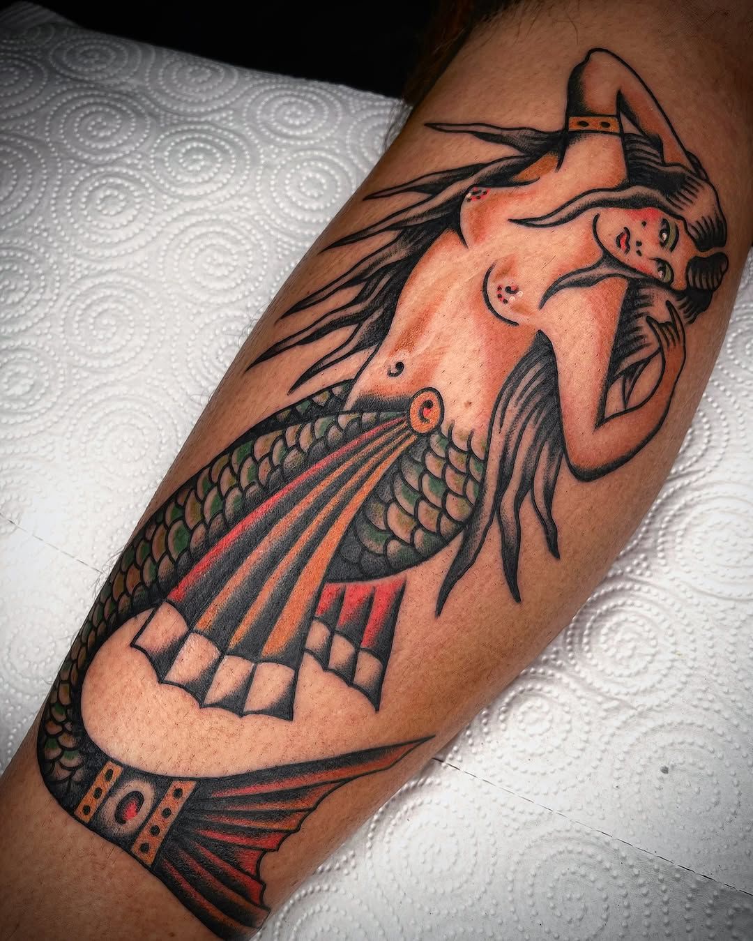 Traditional Meerjungfrau Tattoo